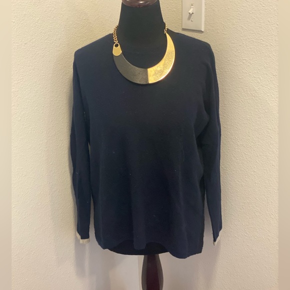 2 FOR $25Vince Cashmere Sweater Navy Blue Black Colorblock Dolman Oversized XS - Picture 1 of 6